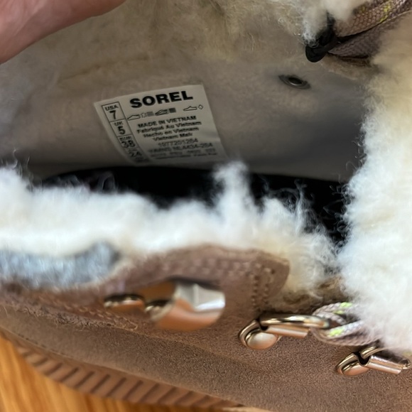 Sorel Out N’ About lll Conquest Boot Size 7 NWT - Picture 15 of 15